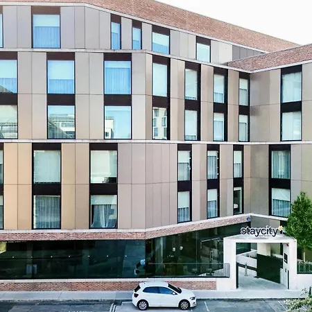 Staycity Aparthotels Dublin Mark Street-3